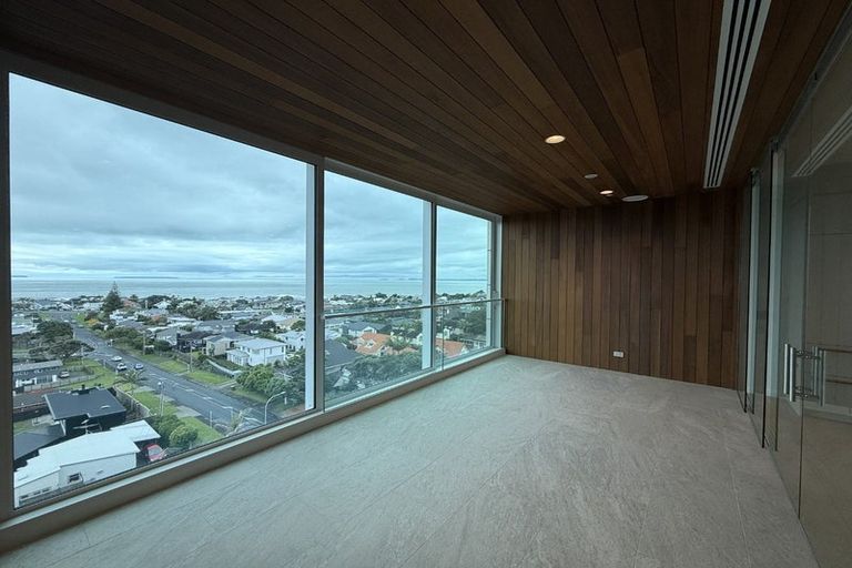 Photo of property in 805/20 Omana Road, Milford, Auckland, 0620