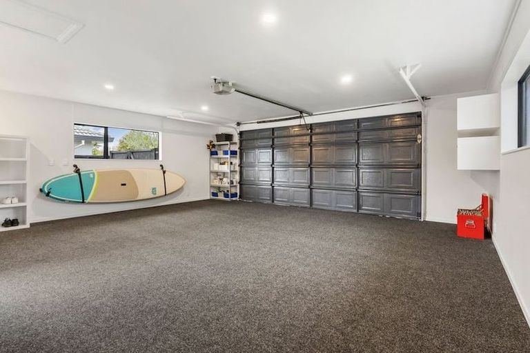 Photo of property in 18a Bushlands Drive, Albany, Auckland, 0632