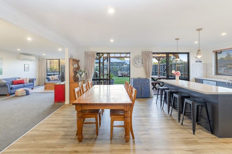 Photo of property in 8 Walter Place, Kirwee, Darfield, 7571