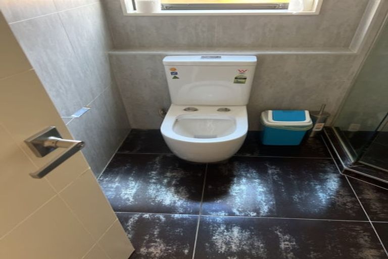 Photo of property in 3 Kahu Close, Orewa, 0931