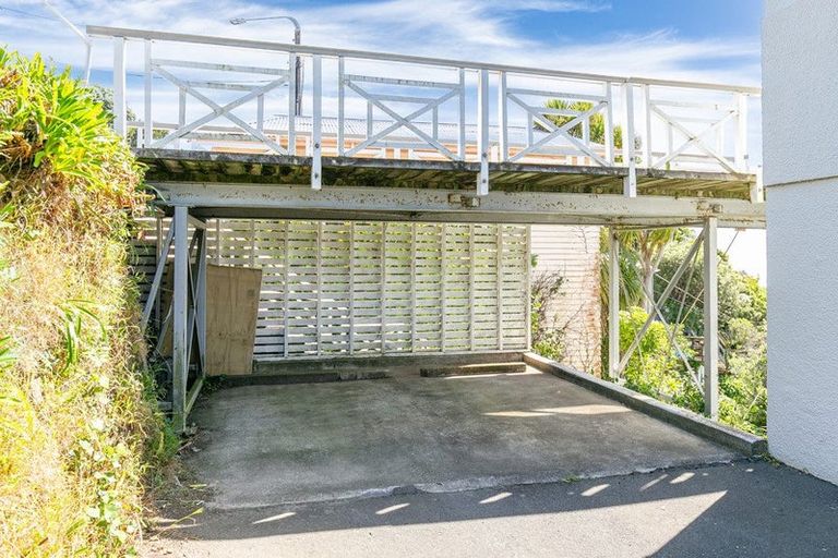 Photo of property in Grafon Court Flats, 53u3 Grafton Road, Roseneath, Wellington, 6011