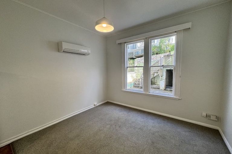 Photo of property in 355 The Terrace, Te Aro, Wellington, 6011