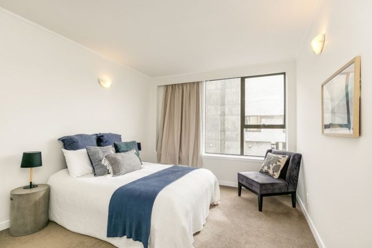 Photo of property in Hobson Court Flats, 34/70u Hobson Street, Thorndon, Wellington, 6011