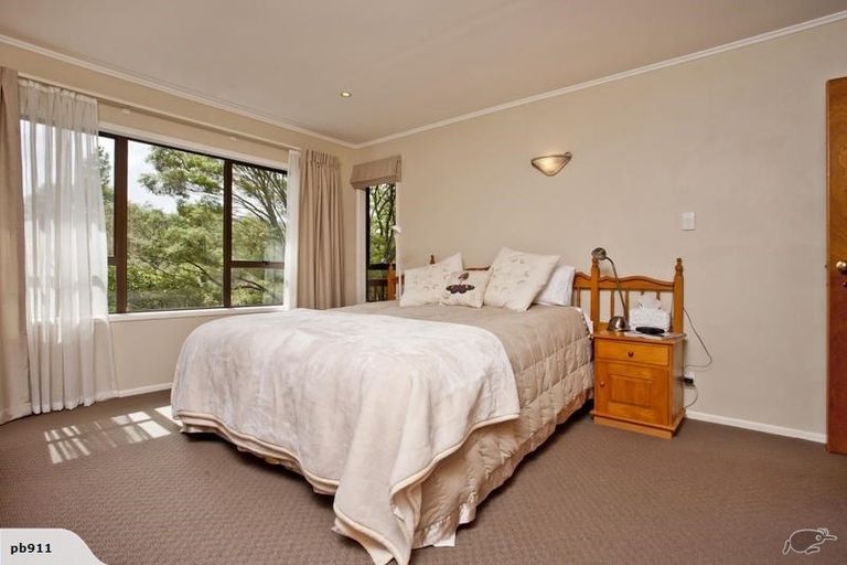 Photo of property in 20 Trelawny Place, Hillcrest, Auckland, 0627
