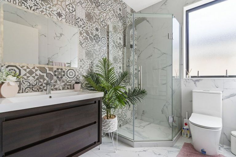 Photo of property in 8 Hato Road, Hobsonville, Auckland, 0616