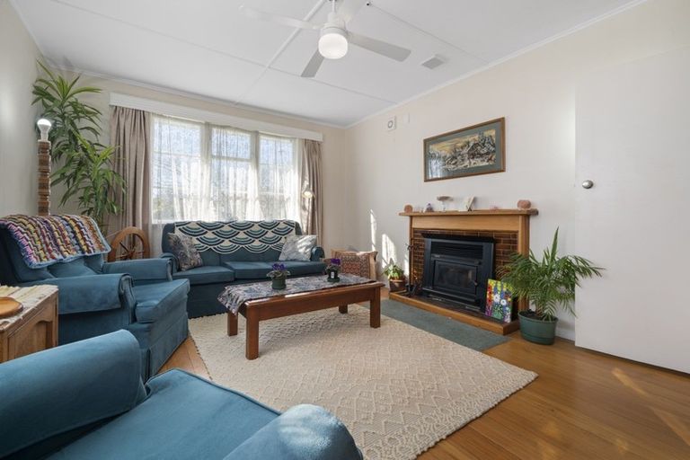 Photo of property in 18 Moheke Avenue, Roslyn, Palmerston North, 4414