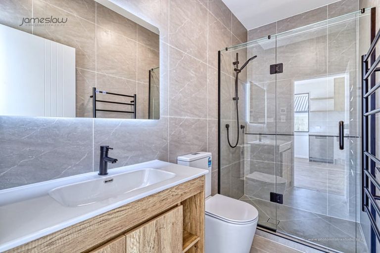 Photo of property in 38 Papai Lane, Massey, 0614