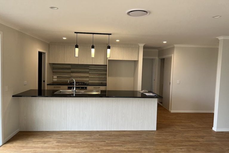 Photo of property in 85 Melksham Drive, Churton Park, Wellington, 6037