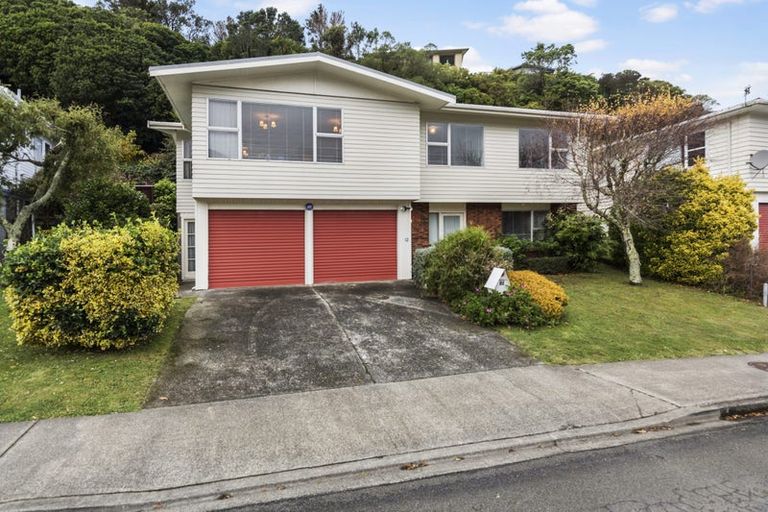 Photo of property in 12 Cortina Avenue, Johnsonville, Wellington, 6037