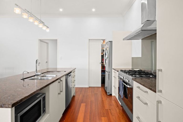 Photo of property in 6 Cleeve Close, Huntington, Hamilton, 3210
