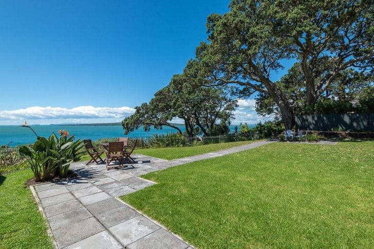 Photo of property in 1/21 Clifton Road, Hauraki, Auckland, 0622