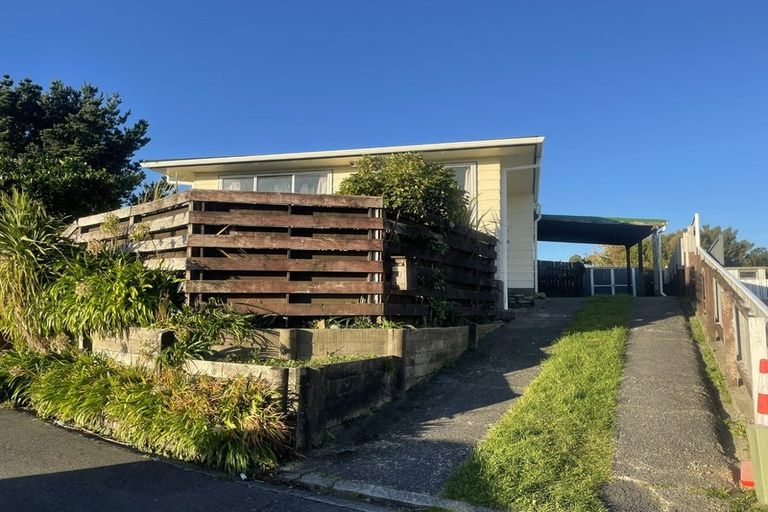 Photo of property in 11 Mossburn Grove, Kelson, Lower Hutt, 5010