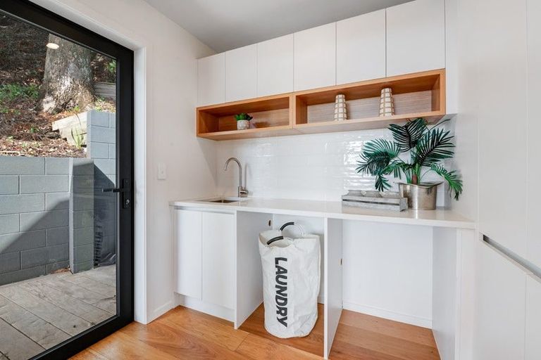 Photo of property in 236 Whangaparaoa Road, Red Beach, 0932