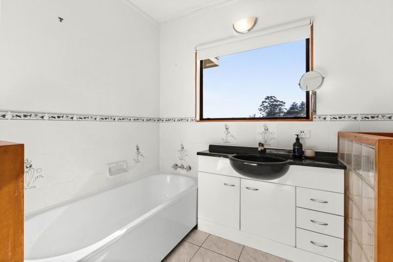 Photo of property in 2/3 Lighthouse Road, Bluff Hill, Napier, 4110