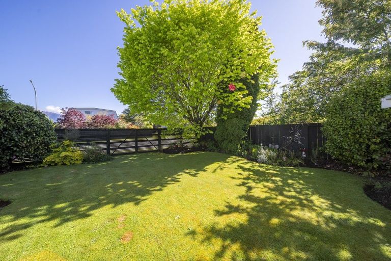 Photo of property in 8 Bowen Street, Te Anau, 9600