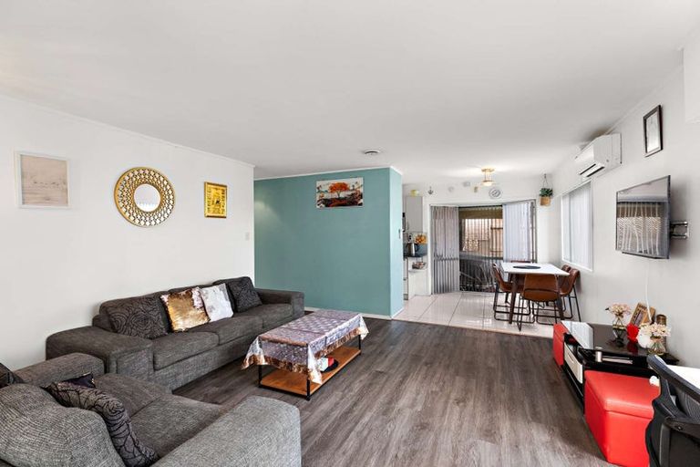 Photo of property in 3/14 Sturdee Road, Manurewa, Auckland, 2102