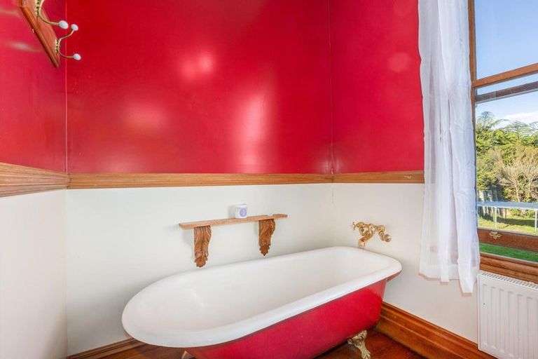 Photo of property in 57 Kaitangata Crescent, Kelson, Lower Hutt, 5010