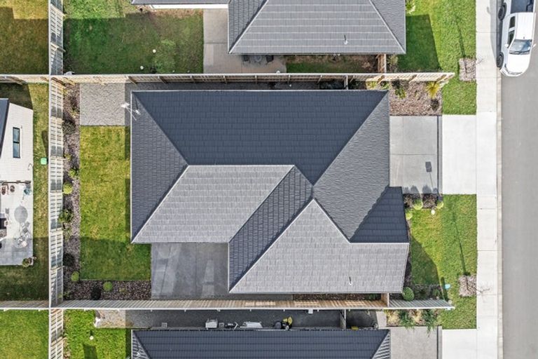 Photo of property in 70 Crossley Avenue, Woodend, 7610