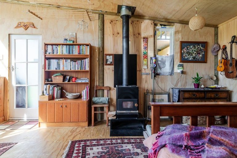 Photo of property in 180 Pukemiku Road, Mangamutu, Pahiatua, 4983