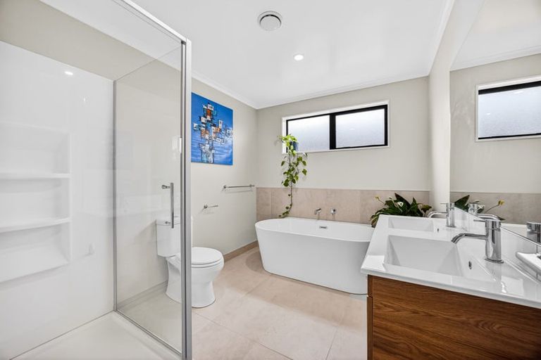 Photo of property in 87 Whenuapai Drive, Whenuapai, Auckland, 0618