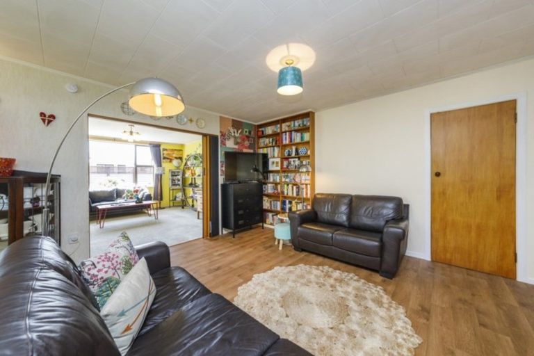 Photo of property in 8 Haggitt Street, Feilding, 4702