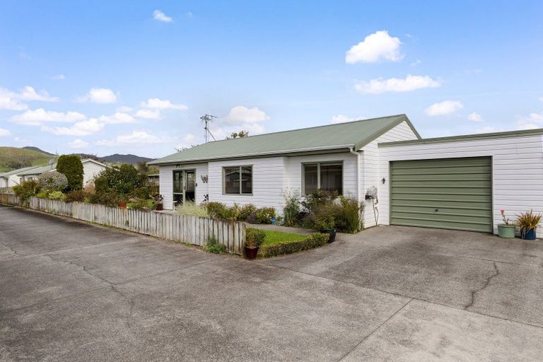 Photo of property in 11 Bradley Street, Paeroa, 3600