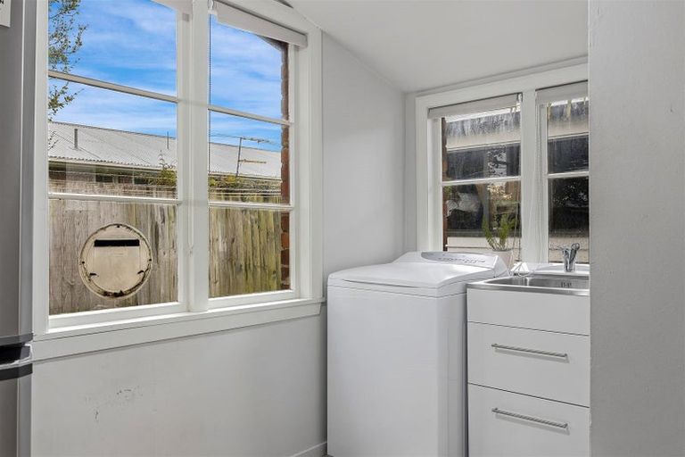 Photo of property in 28 Longfellow Street, Sydenham, Christchurch, 8023