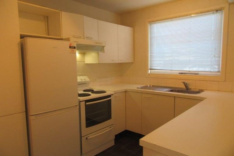 Photo of property in 9/24 Shrewsbury Street, Merivale, Christchurch, 8014
