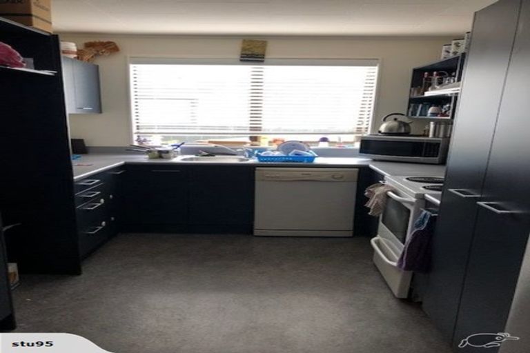 Photo of property in 35 Linwood Drive, Paraparaumu, 5032