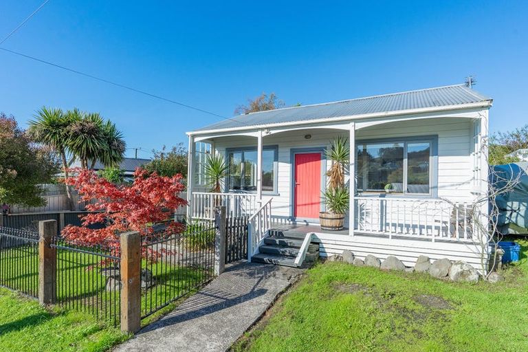 Photo of property in 4 Perry Street, Warrington, Waikouaiti, 9471