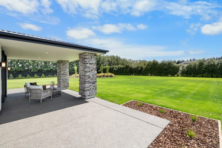 Photo of property in 21 Classiebawn Lane, Prebbleton, 7676