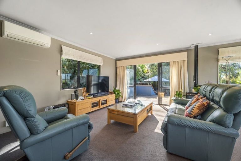 Photo of property in 8 Brunette Drive, Acacia Bay, Taupo, 3330