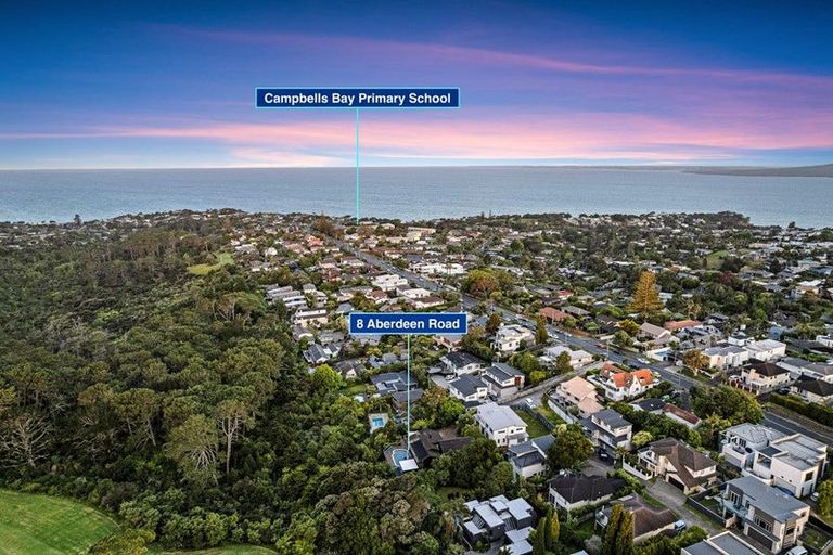 Photo of property in 8 Aberdeen Road, Campbells Bay, Auckland, 0620