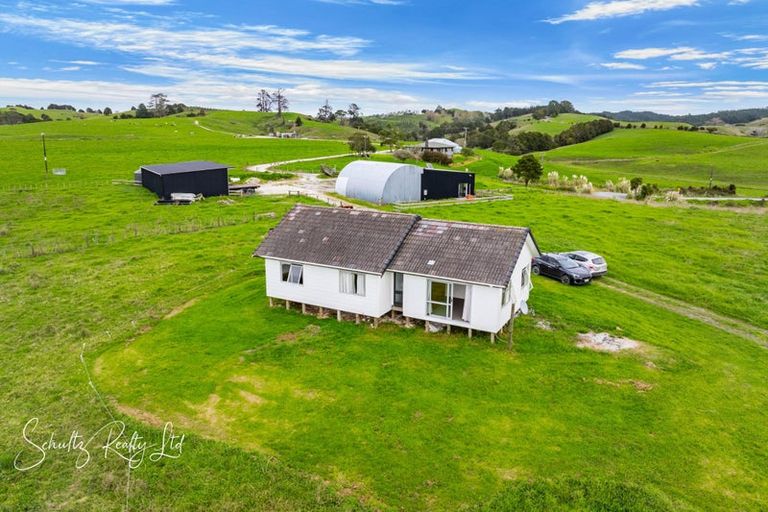 Photo of property in 32a Swamp Road, Mareretu, Maungaturoto, 0571
