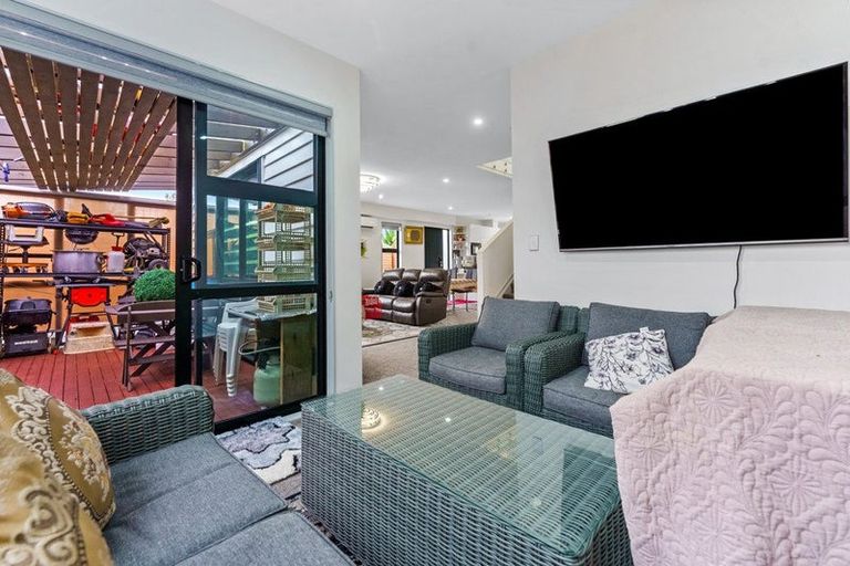 Photo of property in 21 Franklin Avenue, Papatoetoe, Auckland, 2024