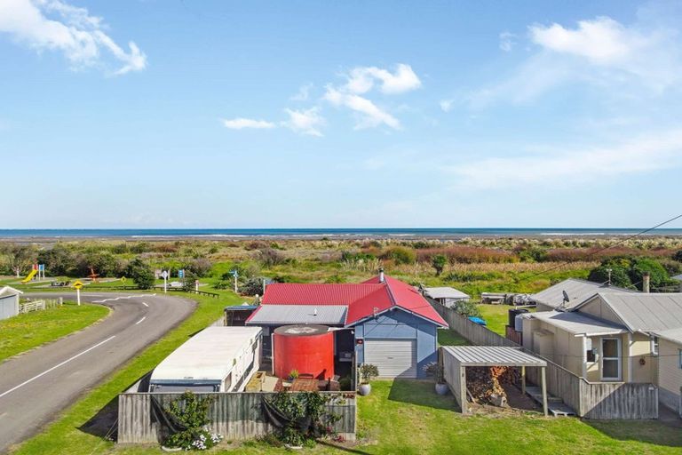 Photo of property in 36 Rapaki Street, Koitiata, Wanganui, 4581