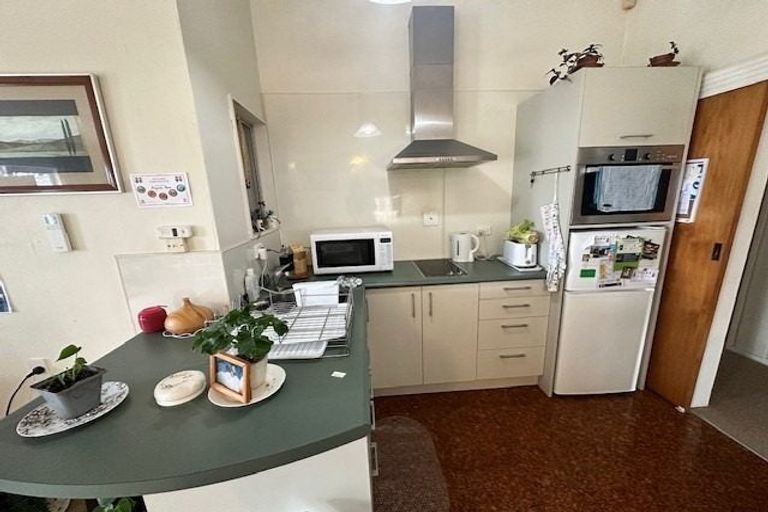 Photo of property in 34 Queen Street, Cambridge, 3434