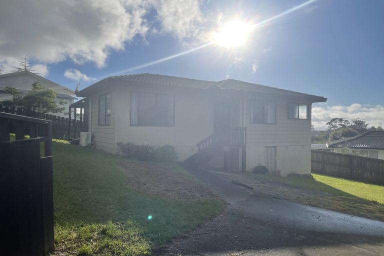Photo of property in 10 Faram Place, Massey, Auckland, 0614