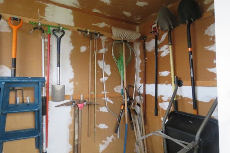 Photo of property in 64 Henley Street, Westport, 7825