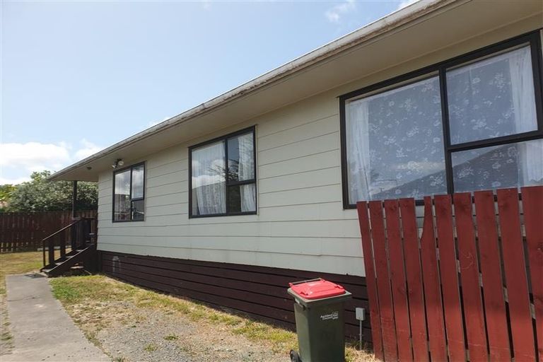 Photo of property in 2/6 Fleming Street, Manurewa East, Auckland, 2102