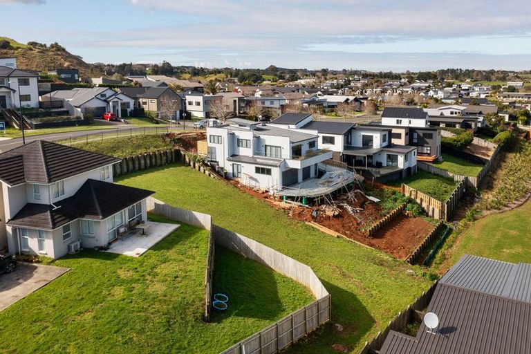 Photo of property in 42 Lisle Farm Drive, Pukekohe, 2120