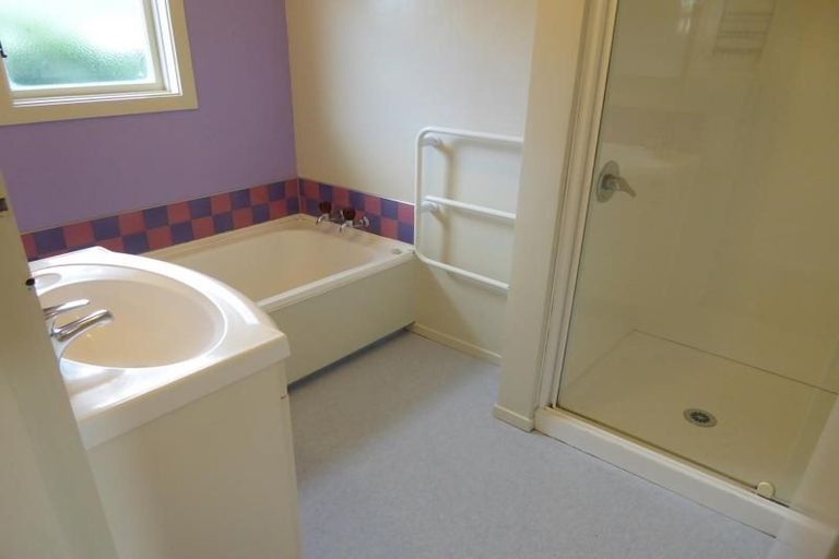 Photo of property in 24 Voltaire Street, Karori, Wellington, 6012