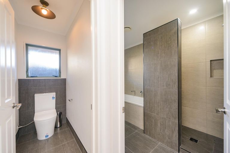 Photo of property in 82 James Line, Kelvin Grove, Palmerston North, 4414