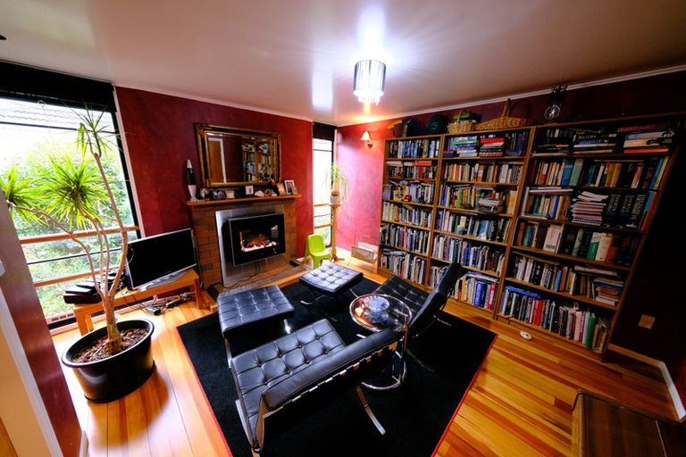 Photo of property in 139 Hine Road, Wainuiomata, Lower Hutt, 5014