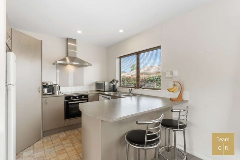 Photo of property in 15a Youngs Road, Papakura, 2110