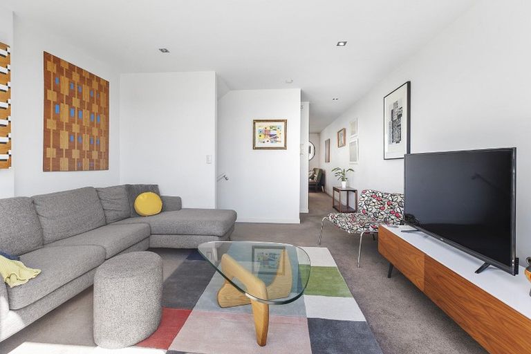 Photo of property in Altar Apartments, 11/120 Rintoul Street, Newtown, Wellington, 6021