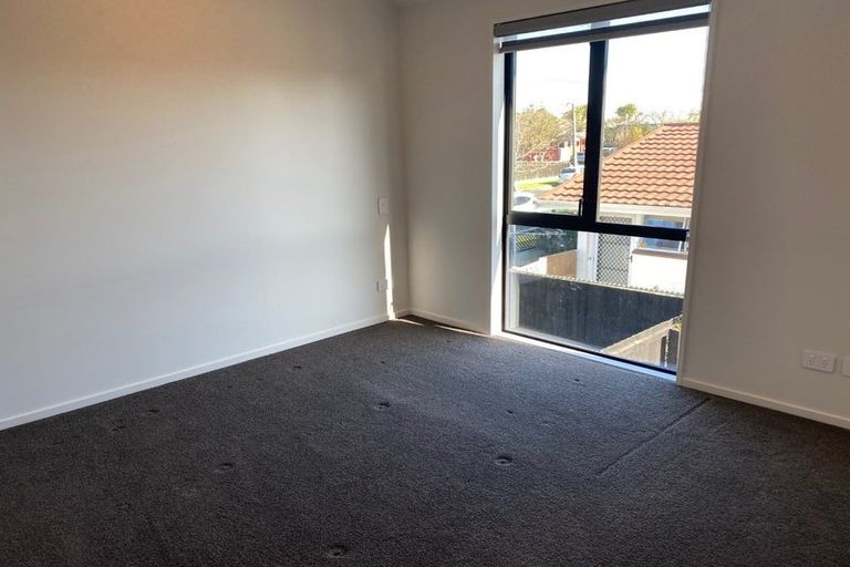 Photo of property in 2/515 Worcester Street, Linwood, Christchurch, 8011
