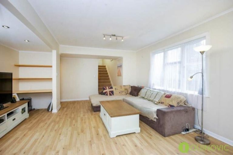 Photo of property in 56 Savoy Road, Glen Eden, Auckland, 0602