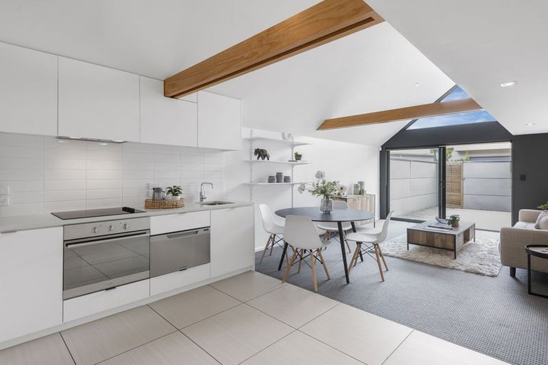 Photo of property in 3/435 Madras Street, St Albans, Christchurch, 8014