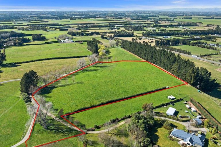 Photo of property in 934 Oxford Road, Fernside, 7471